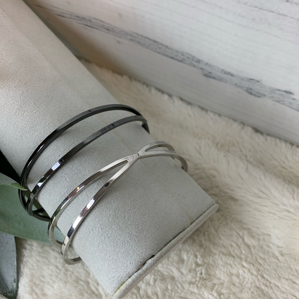 Premier Designs partial bangle set - Picture 7 of 7